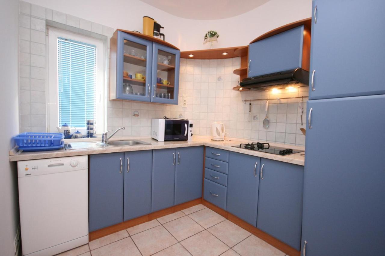 Apartment Stara Novalja 6301B Экстерьер фото
